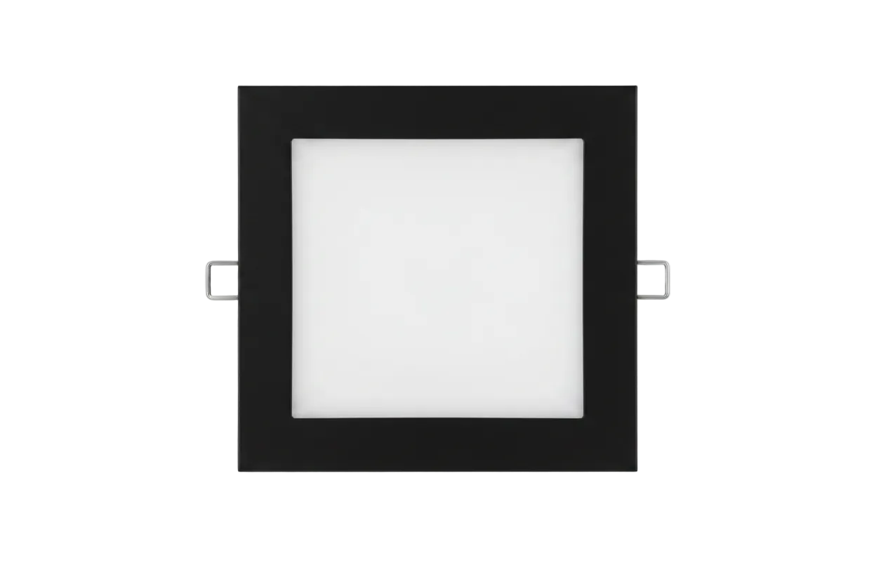 Black s drátky
