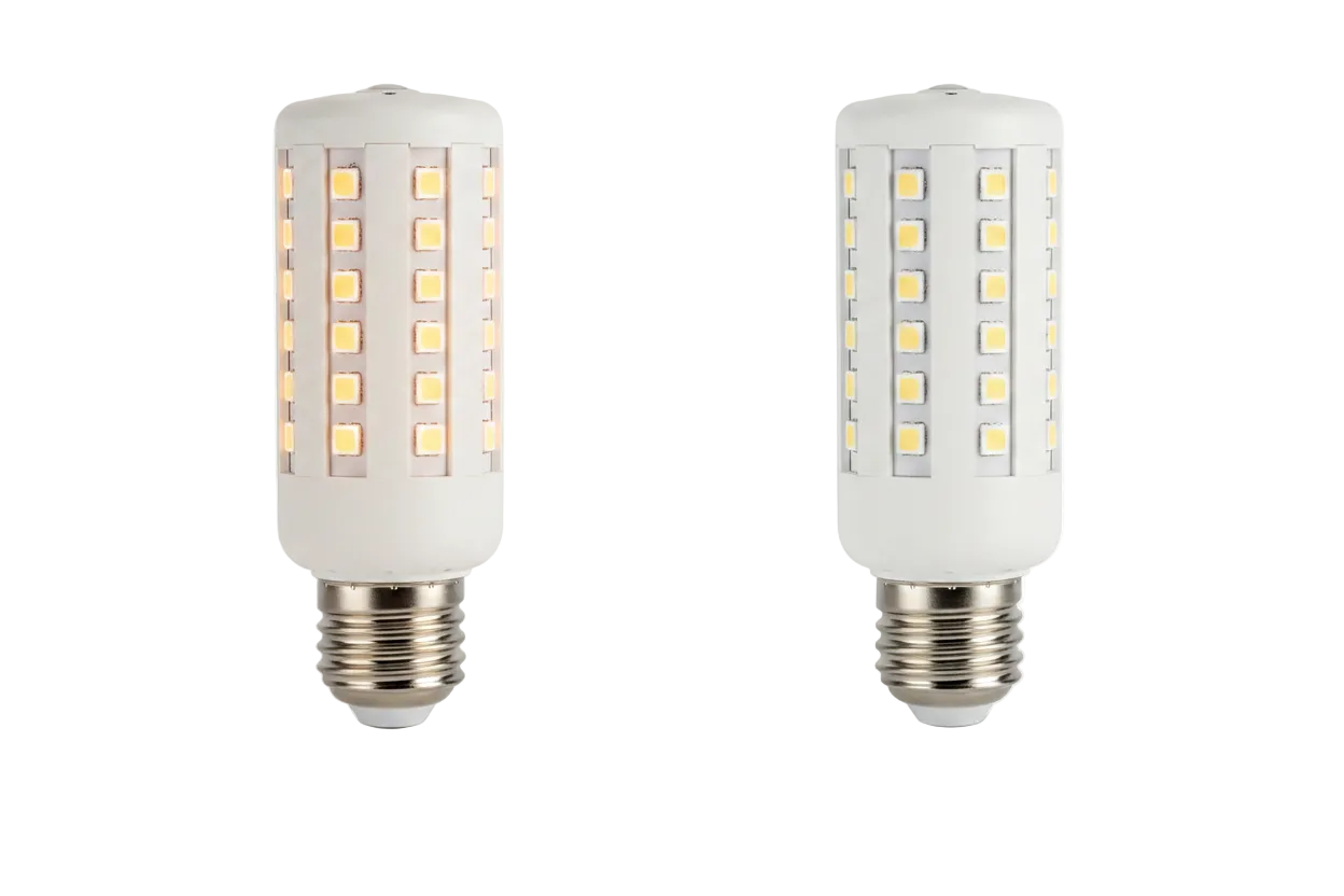 Dvě identické LED corn žárovky 3000K a 4500K